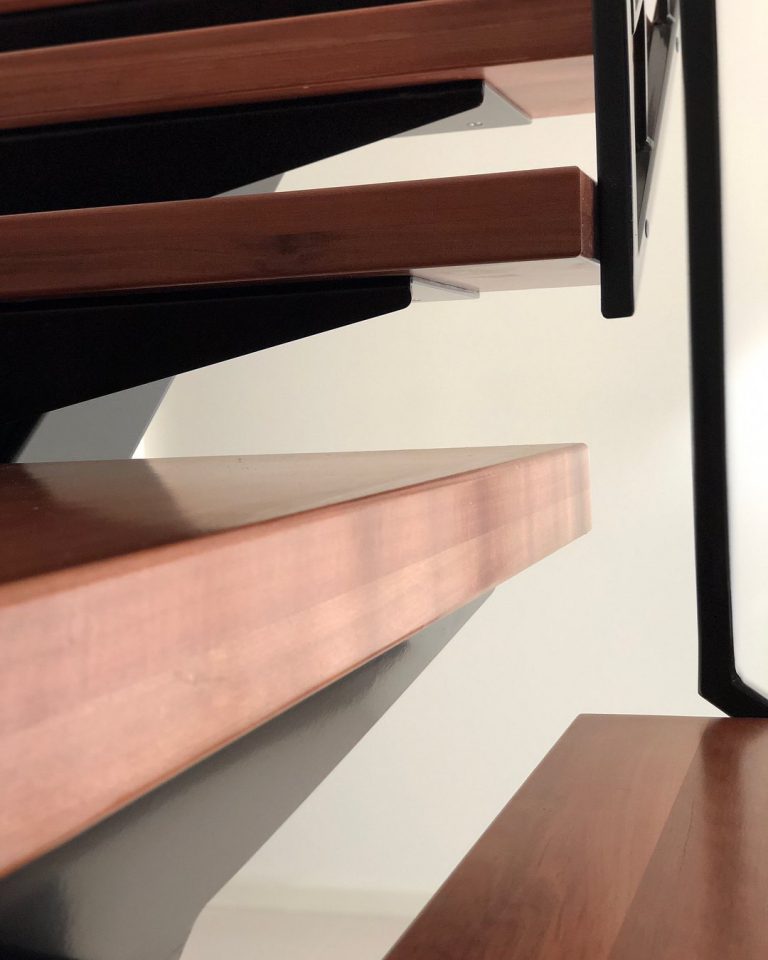 Hardwood & Timber Stairs Treads Staircase Builders Sydney