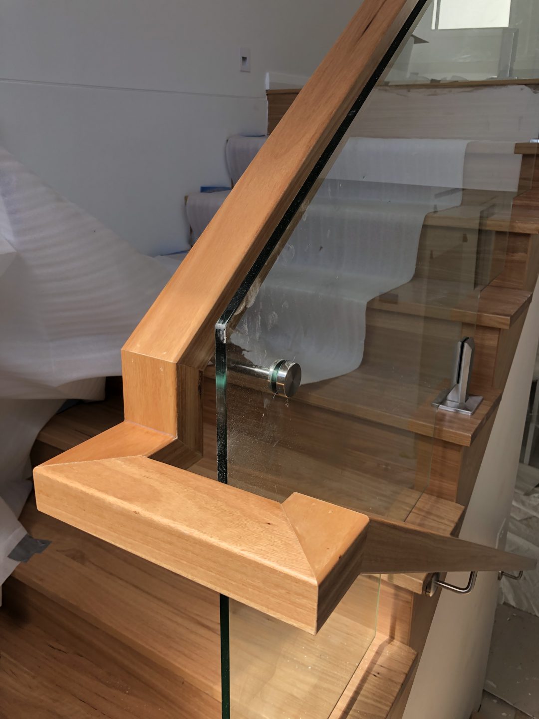Hardwood & Timber Stairs Treads Staircase Builders Sydney